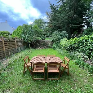 Chill With Family & Friends Near Cdg Airport Louvres
